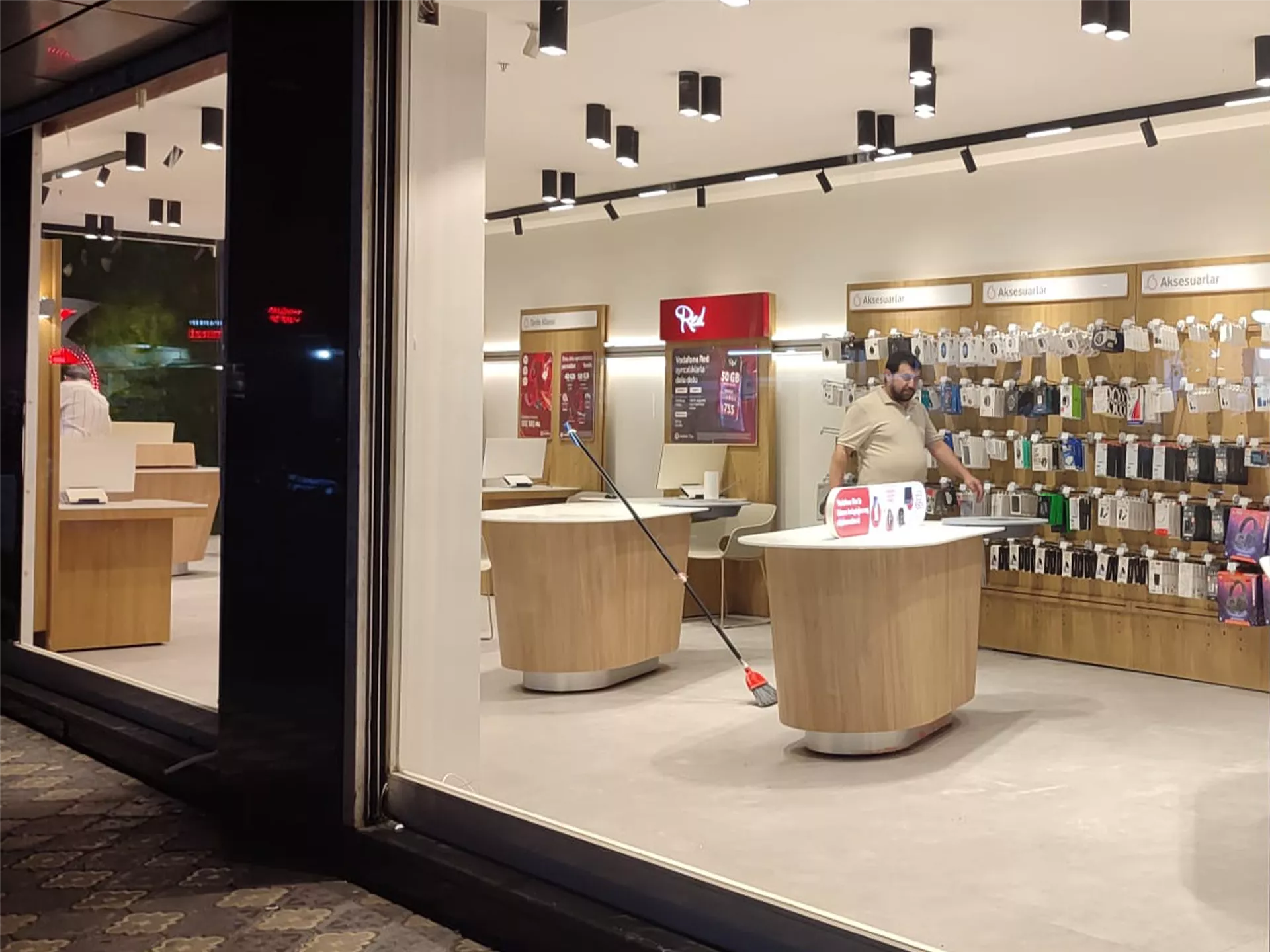 Vodafone Mağaza Restorasyon